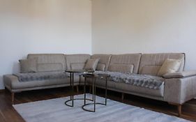 Rinos Apartment